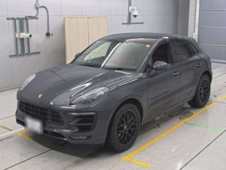 PORSCHE MACAN 2018