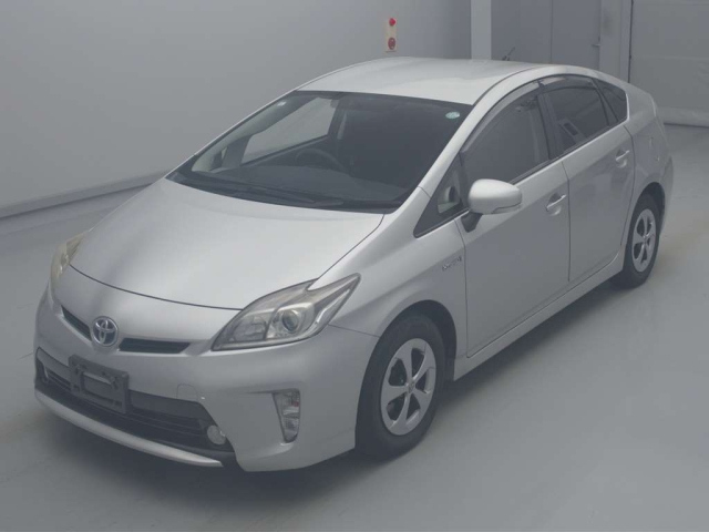TOYOTA PRIUS 2013