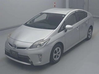 TOYOTA PRIUS 2013