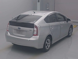 TOYOTA PRIUS 2013