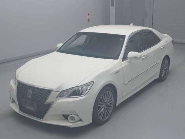 TOYOTA CROWN 2013