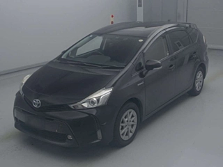 TOYOTA PRIUS ALPHA 2015