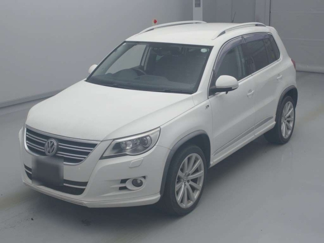 VOLKSWAGEN TIGUAN 2010