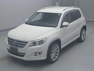 VOLKSWAGEN TIGUAN 2010