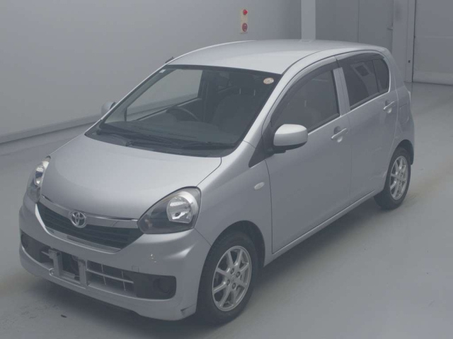 TOYOTA PIXIS EPOCH 2015