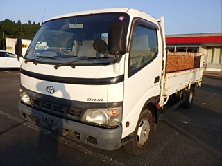 TOYOTA DYNA 2004