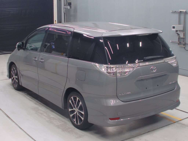 TOYOTA ESTIMA 2012