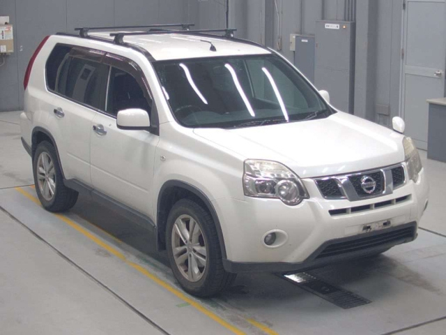 NISSAN X-TRAIL 2011