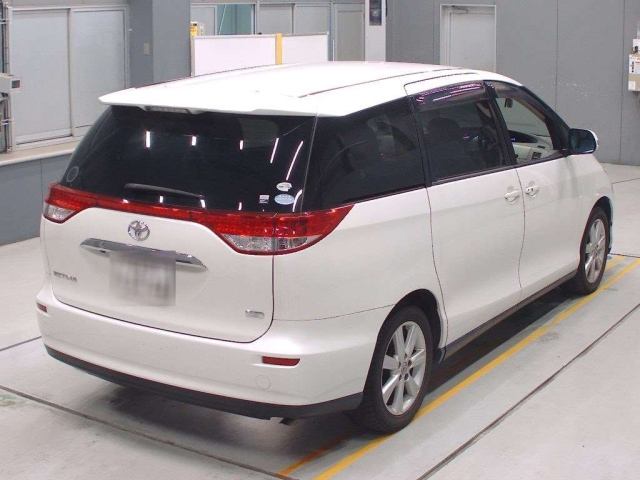 TOYOTA ESTIMA 2009