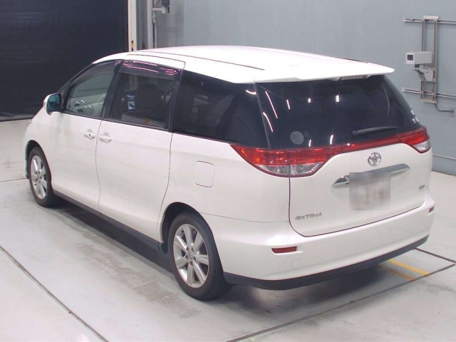 TOYOTA ESTIMA 2009
