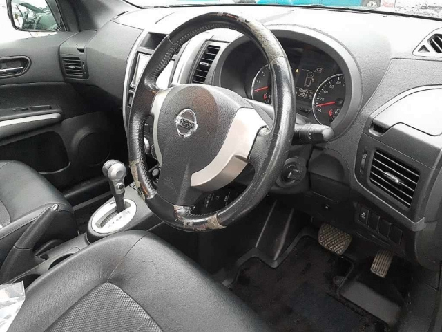 NISSAN X-TRAIL 2010