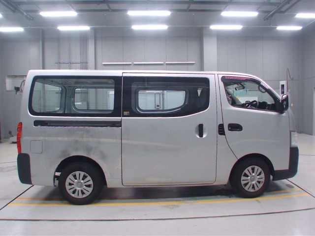 NISSAN CARAVAN VAN 2016