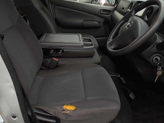 NISSAN CARAVAN VAN 2016