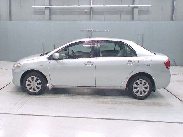 TOYOTA COROLLA AXIO 2011