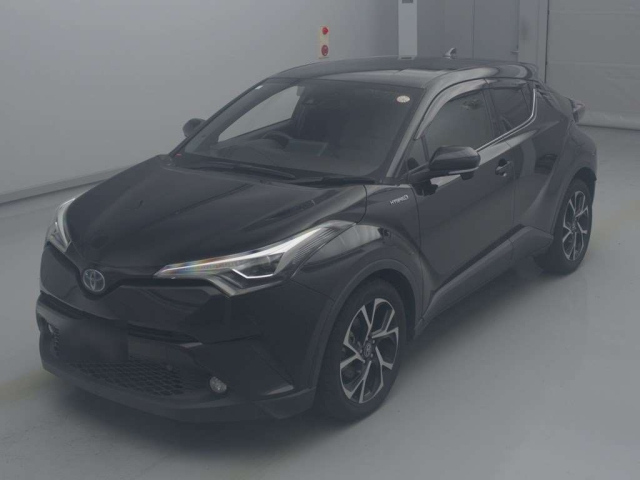TOYOTA C-HR 2017