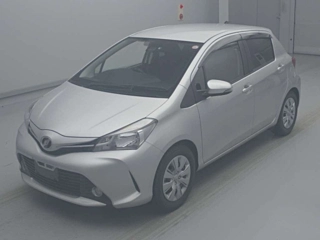 TOYOTA VITZ 2016
