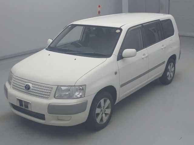 TOYOTA SUCCEED 2013