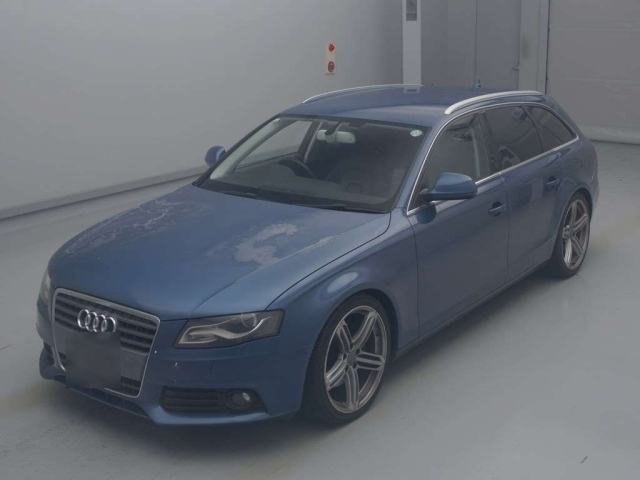 AUDI A4 2009