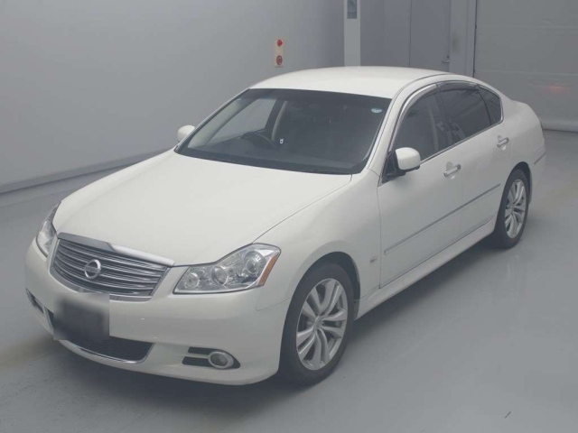 NISSAN FUGA 2009