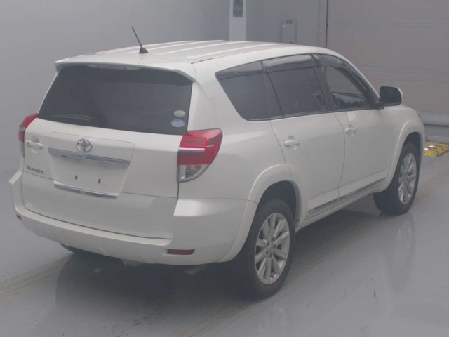 TOYOTA VANGUARD 2012