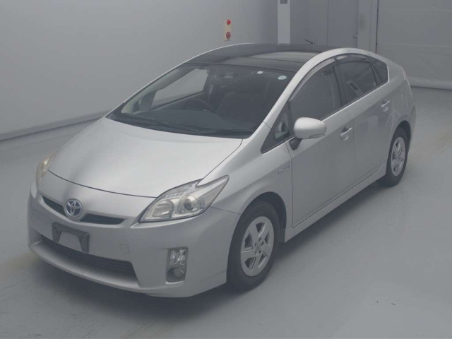 TOYOTA PRIUS 2010