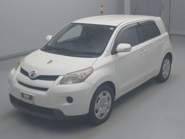 TOYOTA IST 2008