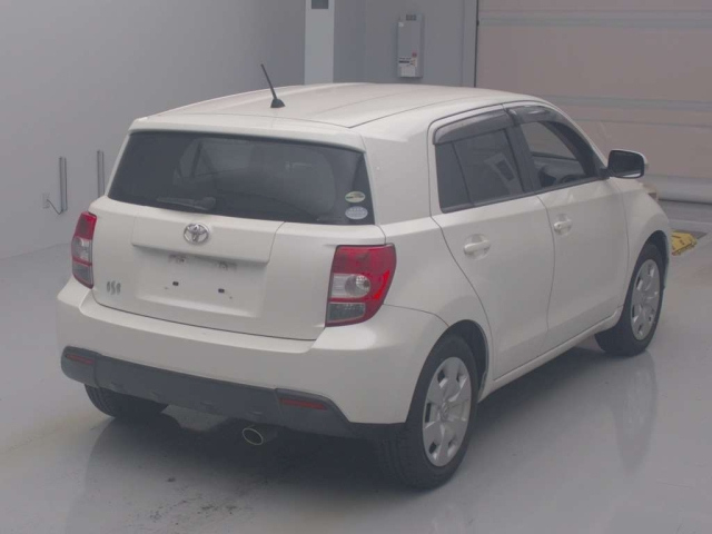TOYOTA IST 2008