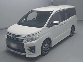 TOYOTA VOXY 2016