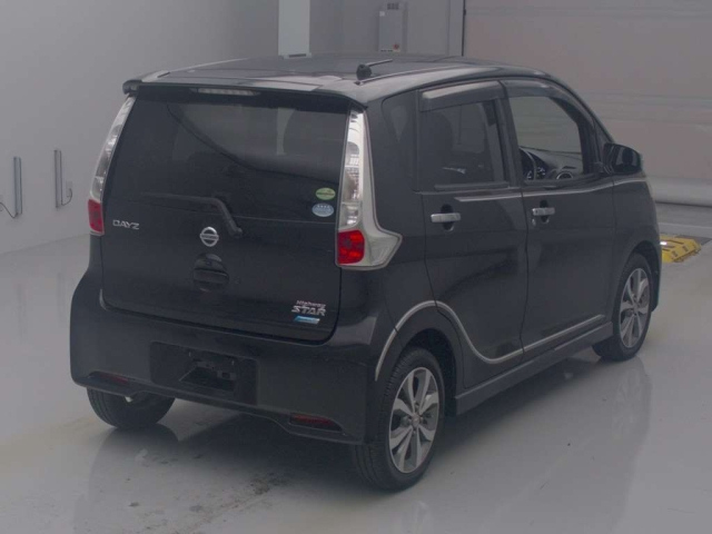 NISSAN DAYZ 2014
