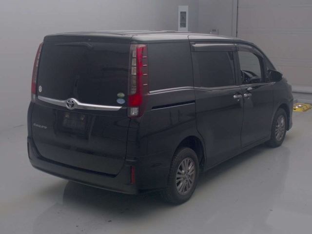 TOYOTA ESQUIRE 2016