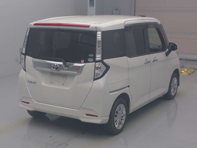 TOYOTA TANK 2019