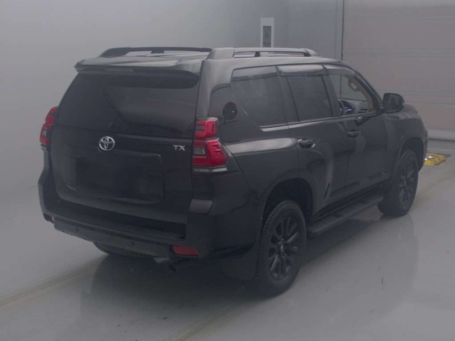 TOYOTA LAND CRUISER PRADO 2022