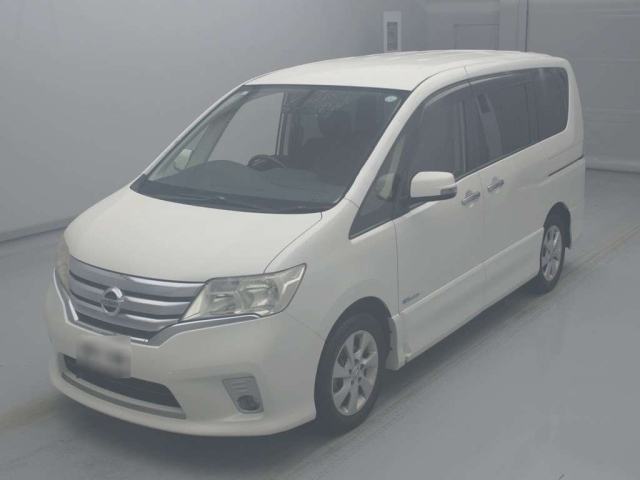NISSAN SERENA 2013