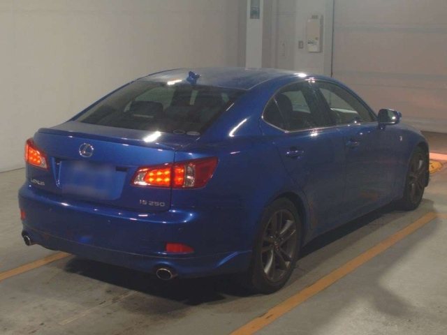 LEXUS IS 2010