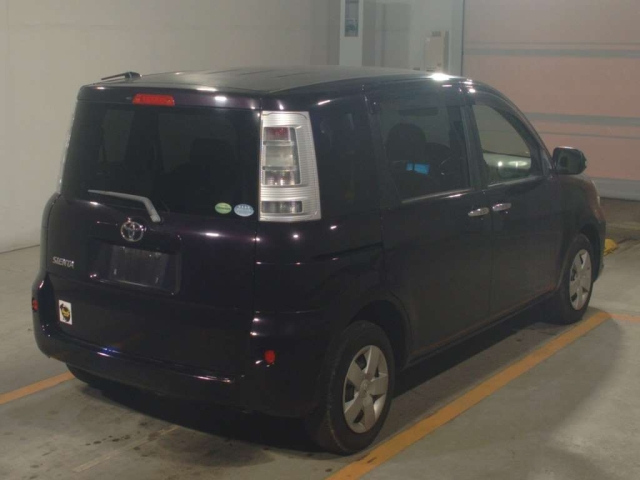 TOYOTA SIENTA 2012