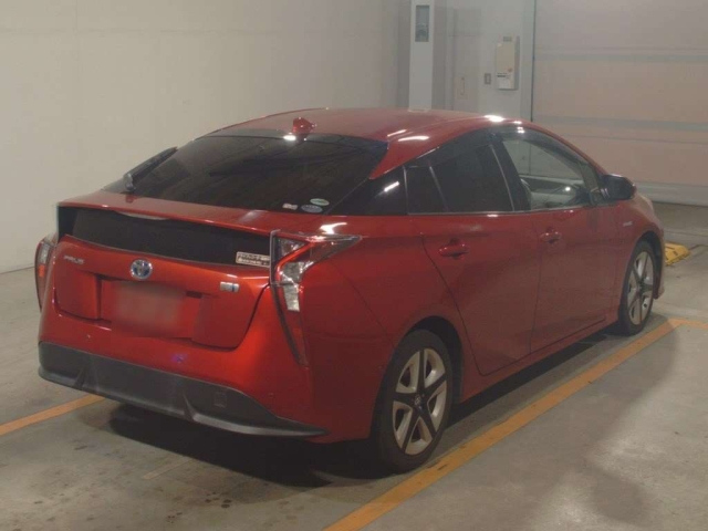 TOYOTA PRIUS 2017