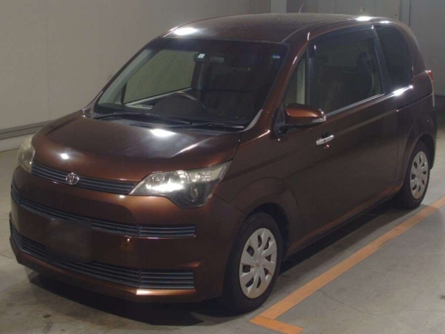 TOYOTA SPADE 2015