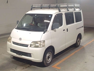 TOYOTA LITE ACE VAN 2011