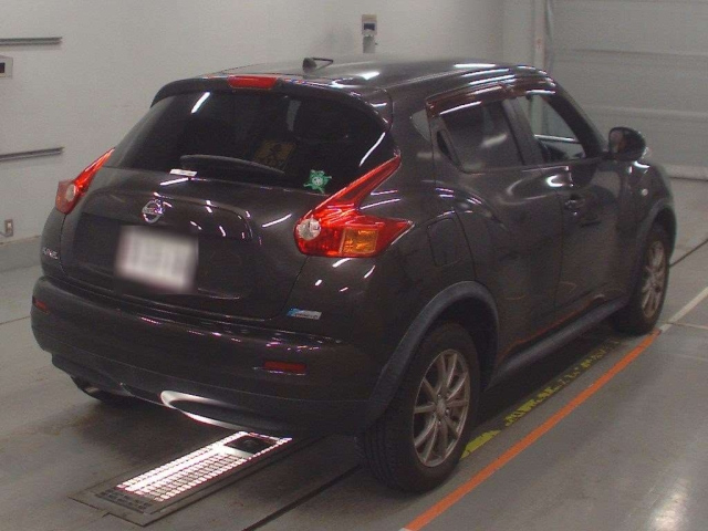 NISSAN JUKE 2011