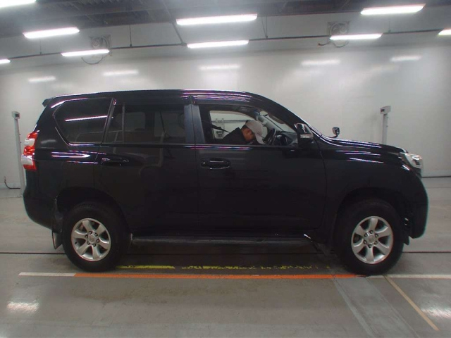 TOYOTA LAND CRUISER PRADO 2014