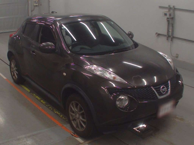 NISSAN JUKE 2011