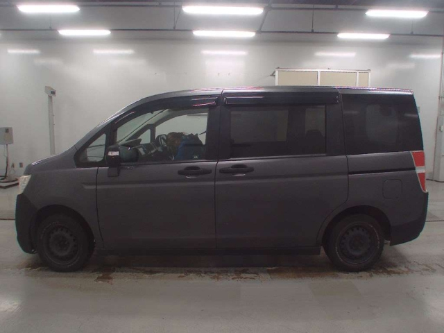 HONDA STEP WAGON 2010