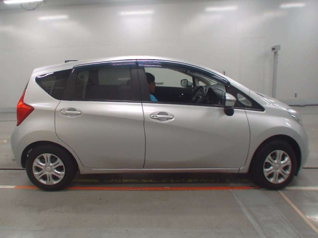 NISSAN NOTE 2015