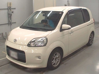 TOYOTA PORTE 2014