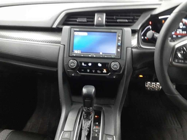 HONDA CIVIC 2018