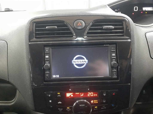 NISSAN SERENA 2013