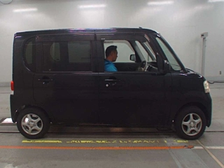 DAIHATSU TANTO 2010