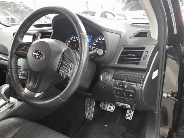 SUBARU LEGACY 2012