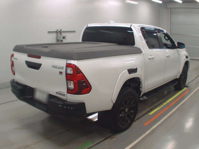 TOYOTA HILUX 2024