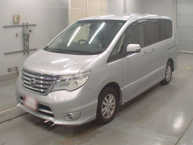 NISSAN SERENA 2015